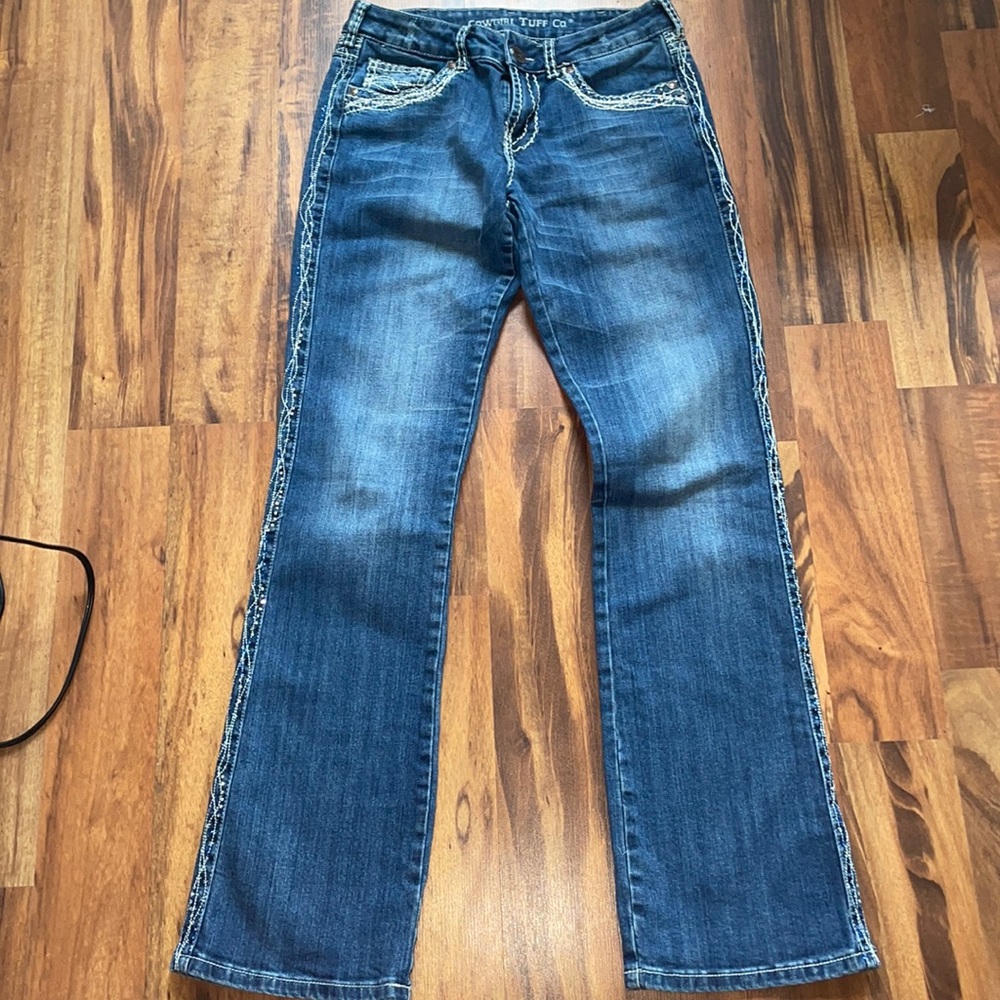 Cowgirl Tuff Bootcute jeans